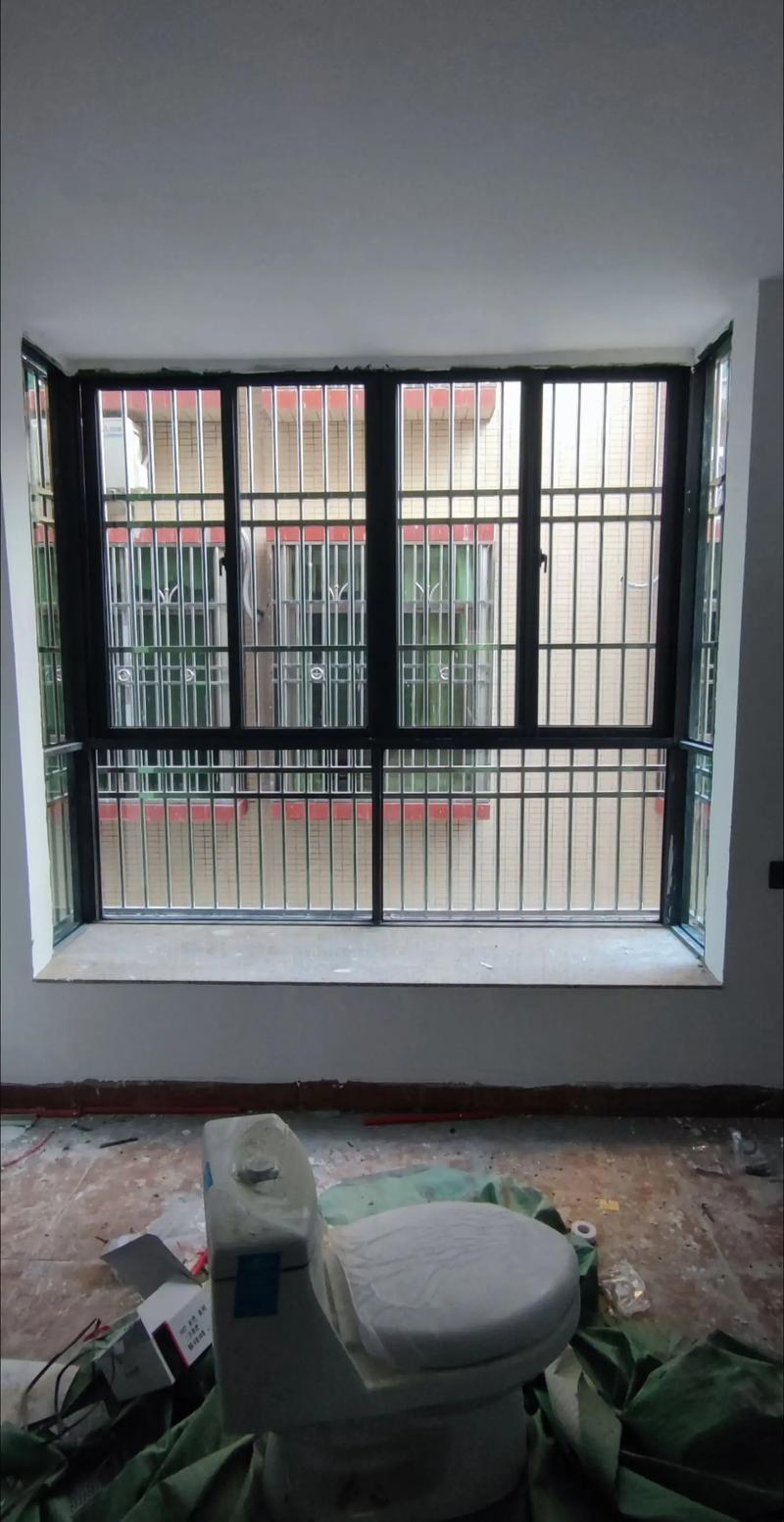 門窗人的日常 用心守護家的每一道風景與安全